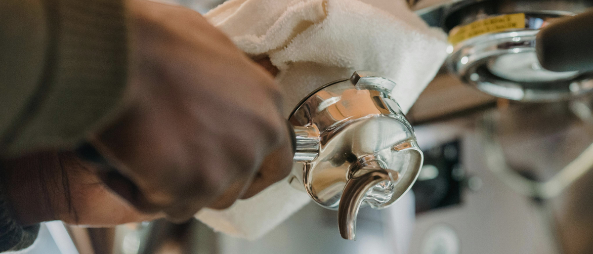 How to Prevent Clog in Espresso Machine: Easy Tips for Smooth Brewing