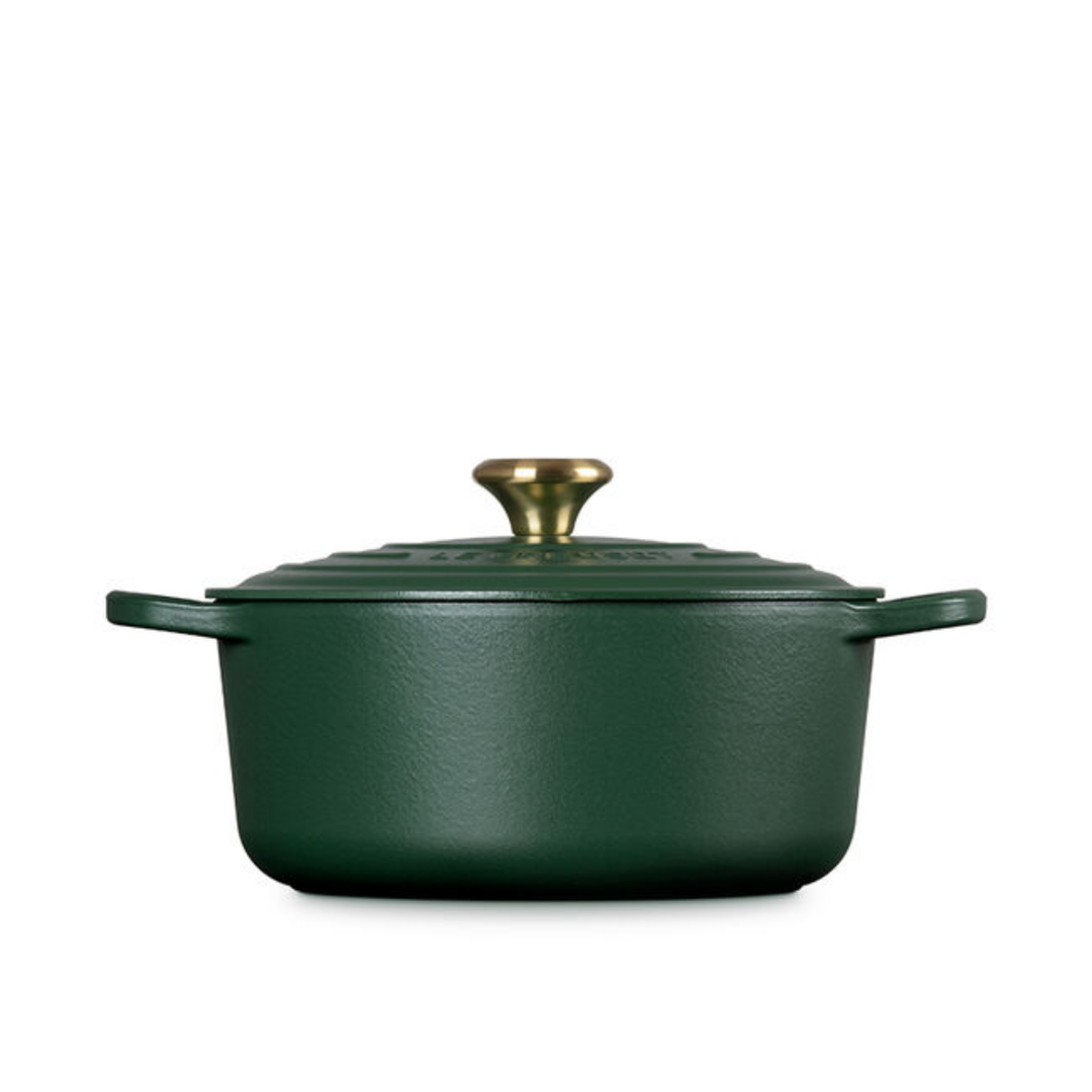 Le Creuset Signature Cast-Iron Round Dutch Oven 5.3L, Foret