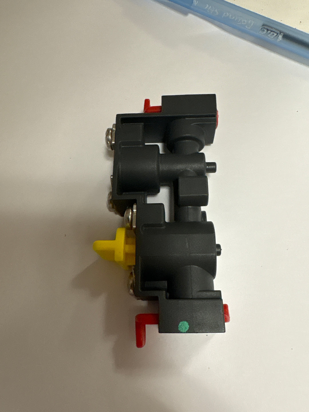 NewTech Flow/Shutoff Valve - 320043