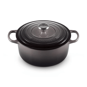 Le Creuset Signature Cast-Iron Round French Oven 5.3L, Oyster