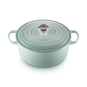 Le Creuset Signature Cast-Iron Round French Oven 5.3L, Sage
