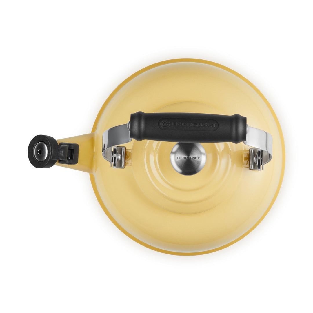 Le Creuset Stoneware Classic Whistling Kettle - Chamomile