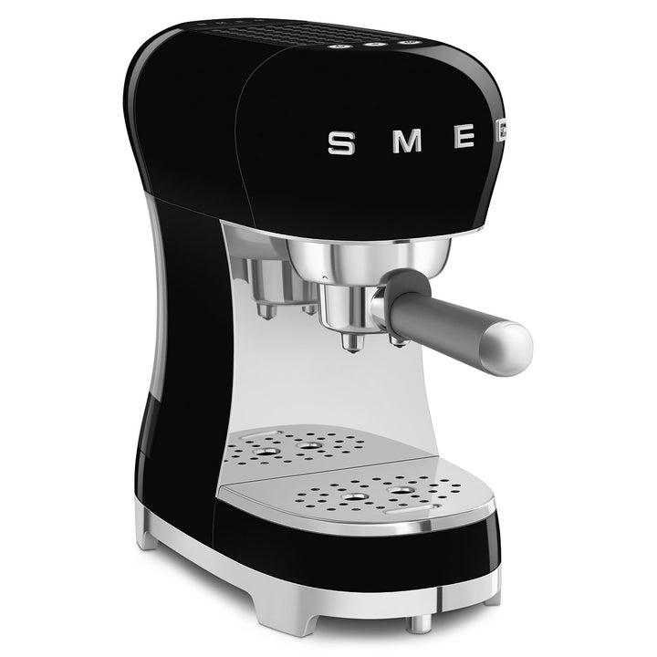 Smeg Espresso Machine With No Milk Wand - Black 