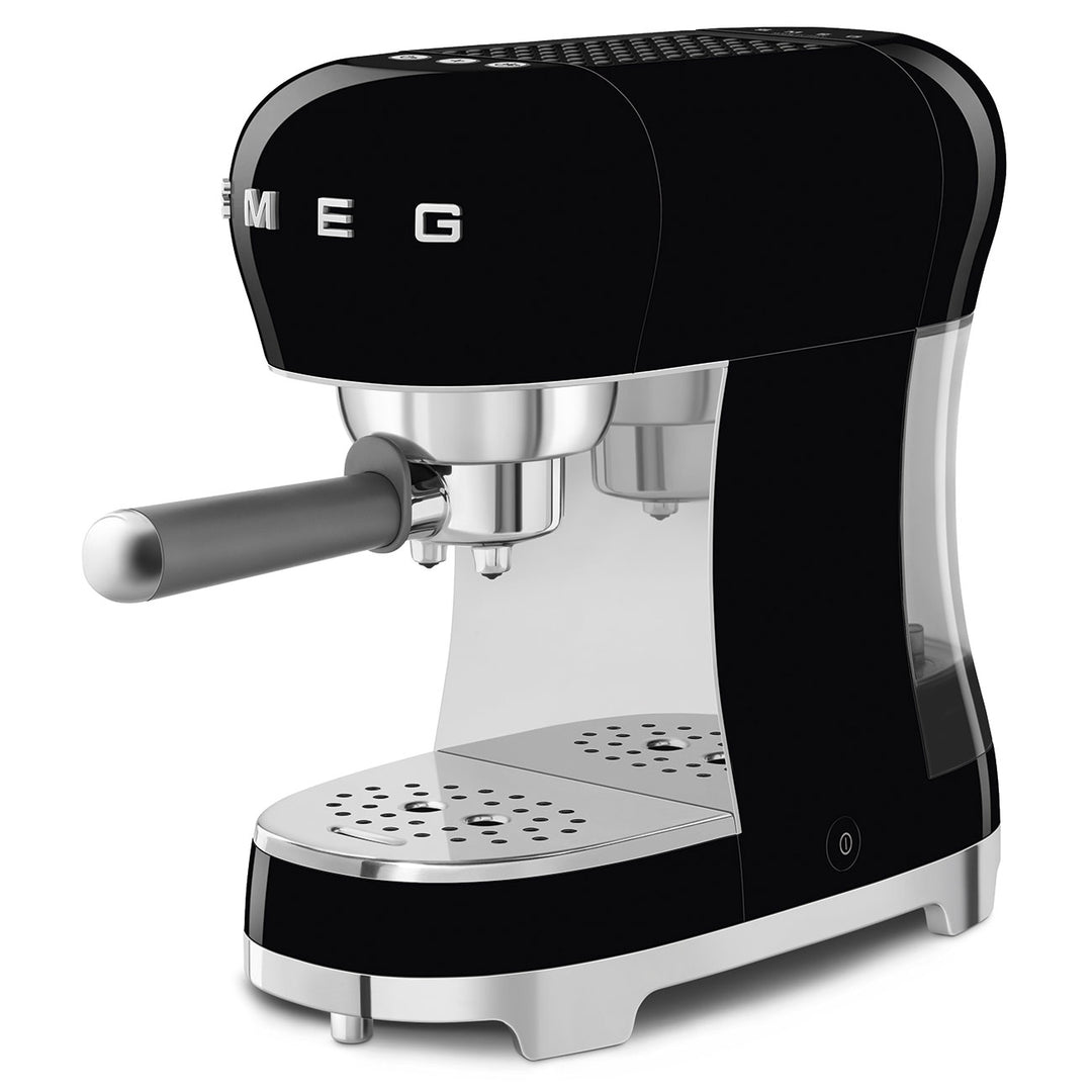 Smeg Espresso Machine With No Milk Wand - Black 