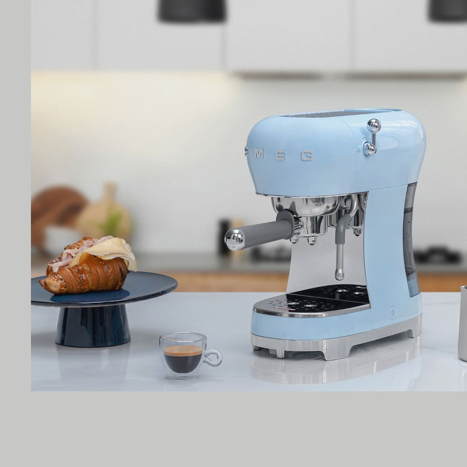 Smeg Manual Espresso Coffee Machine #ECF02PBUS - Pastel Blue