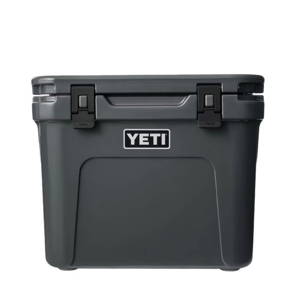 YETI Roadie Cooler with Wheels 32, Charcoal