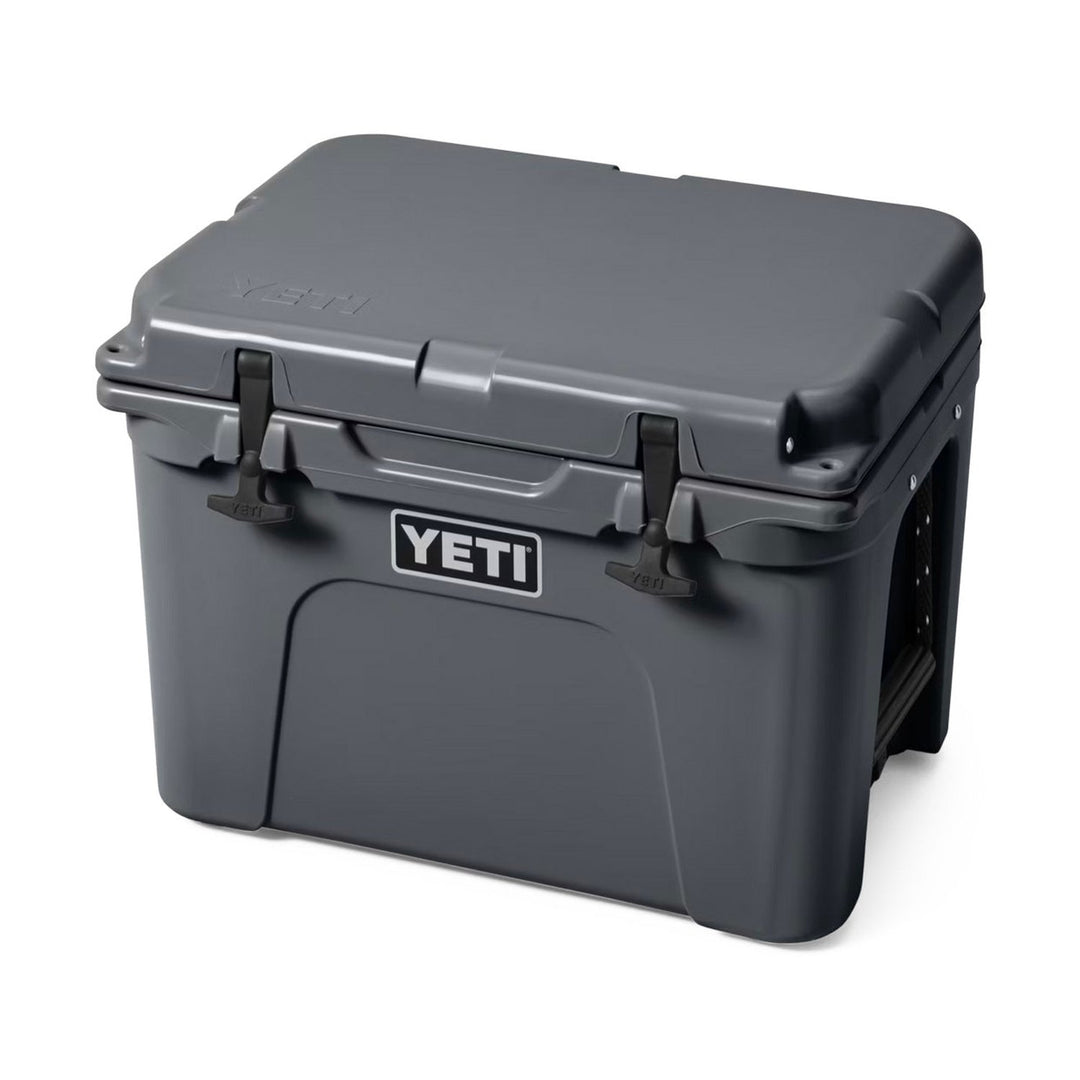 YETI Tundra 35 Hard Cooler, Charcoal