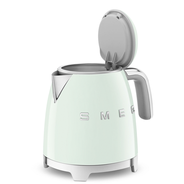 Smeg Mini Electric Kettle, Pastel Green #KLF05PGUS