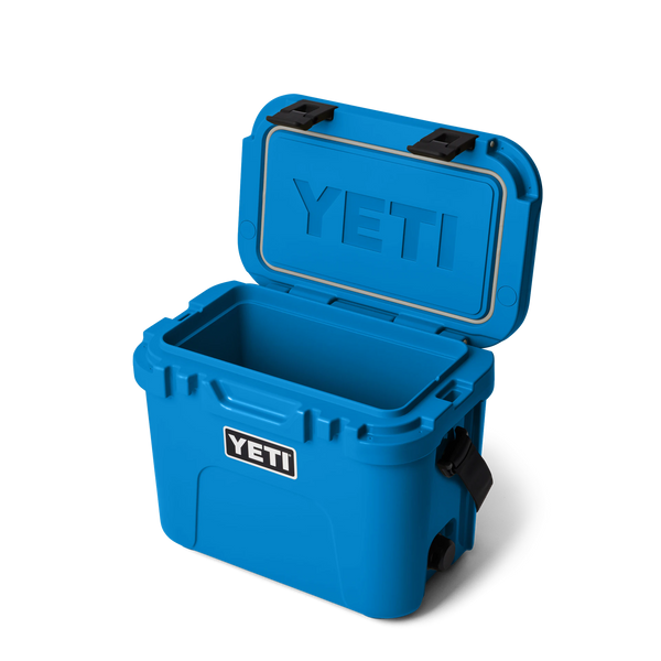 YETI Roadie 15 Hard Cooler, Big Wave Blue