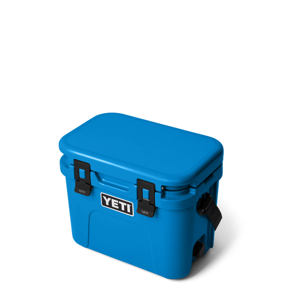 YETI Roadie 15 Hard Cooler, Big Wave Blue