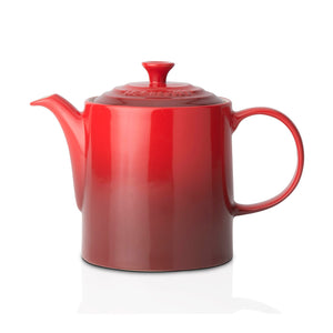 Le Creuset Grand Teapot, Cerise