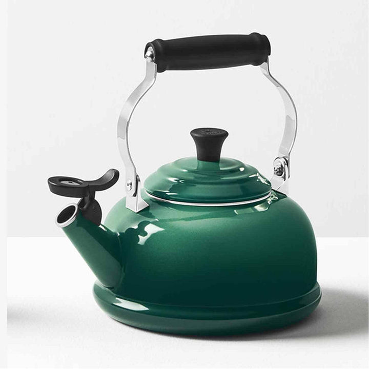 Le Creuset Stoneware Classic Whistling Kettle - Artichaut