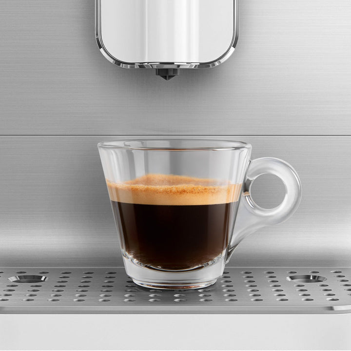 Smeg Super Automatic Espresso Machine with Hot Water, Matte White 