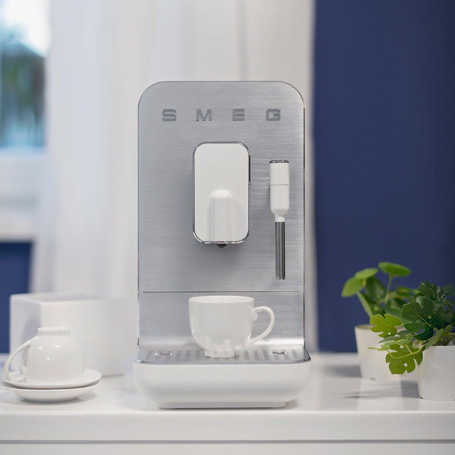 Smeg Super Automatic Espresso Machine with Steam Wand, Matte White #BCC12WHMUS