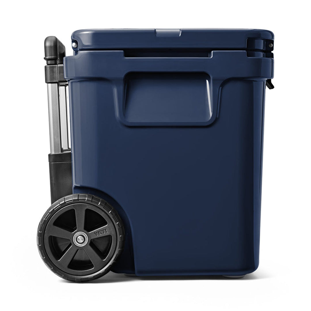 YETI Roadie Cooler with Wheels 48, Navy