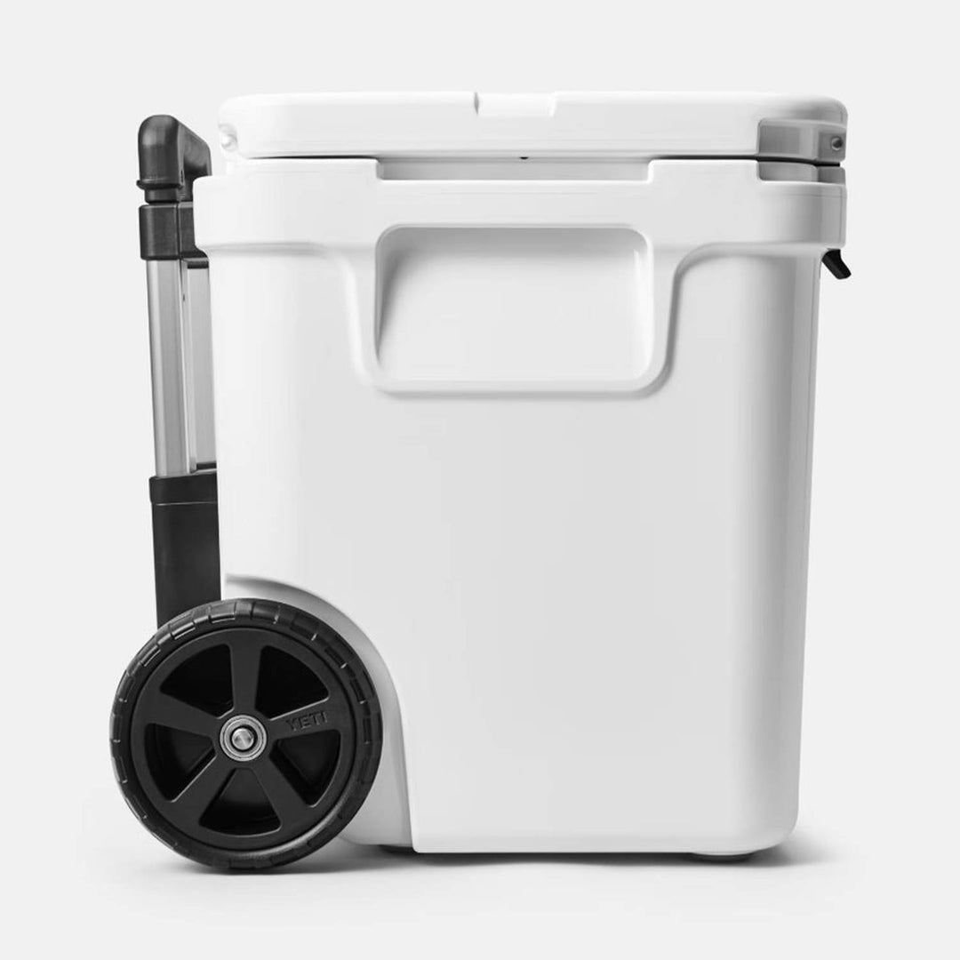 YETI Roadie Cooler with Wheels 60, White