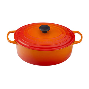 Le Creuset Signature Cast-Iron Oval French Oven 6.3L - Flame