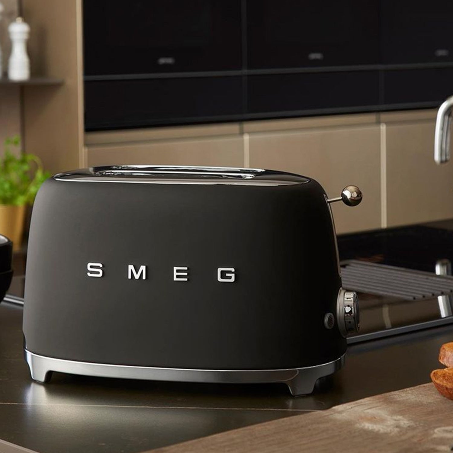 Toaster Ovens Smeg Slice Black Toaster SMEG 4-Slice Toaster Black