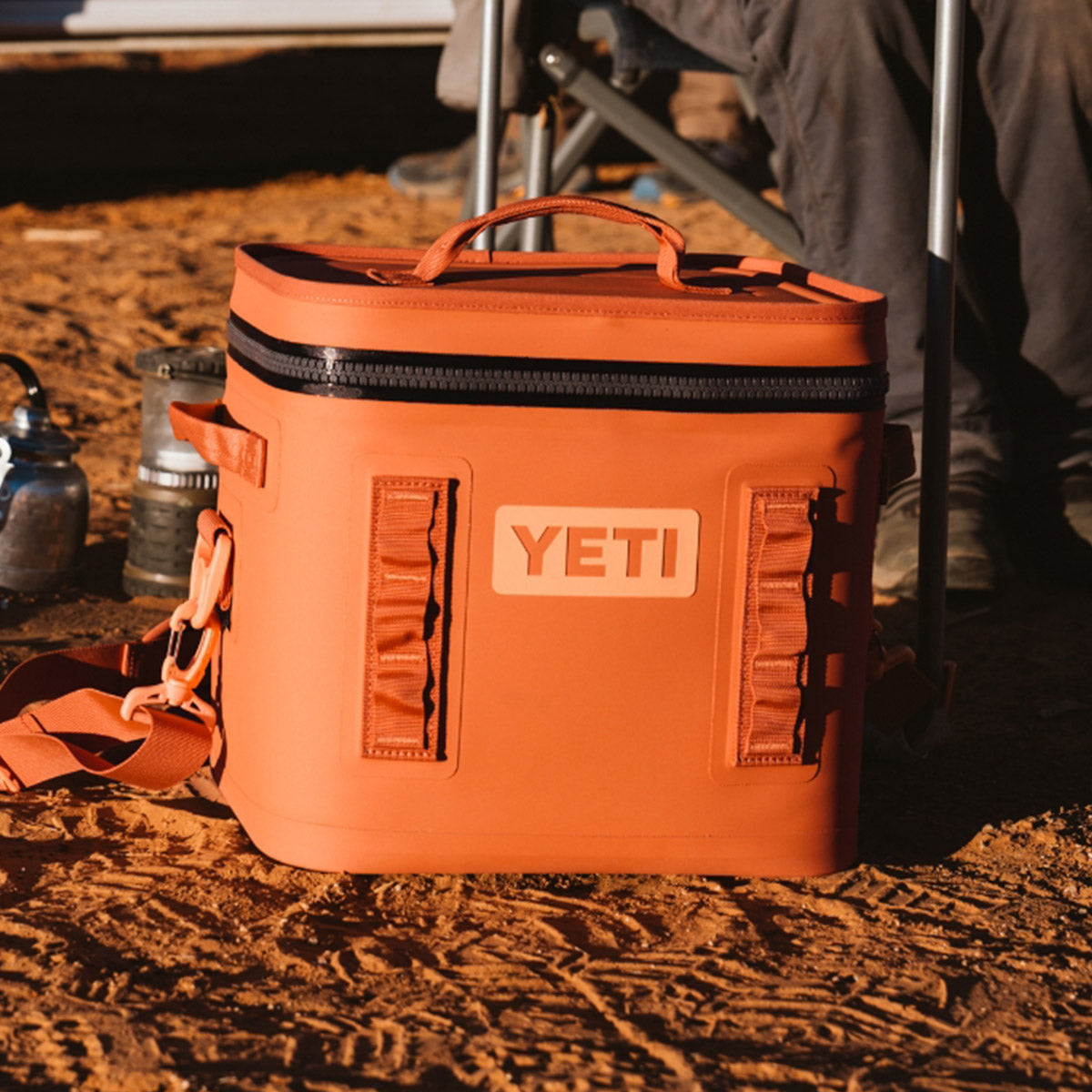 YETI Hopper Flip 8 Soft Cooler - High Desert Clay